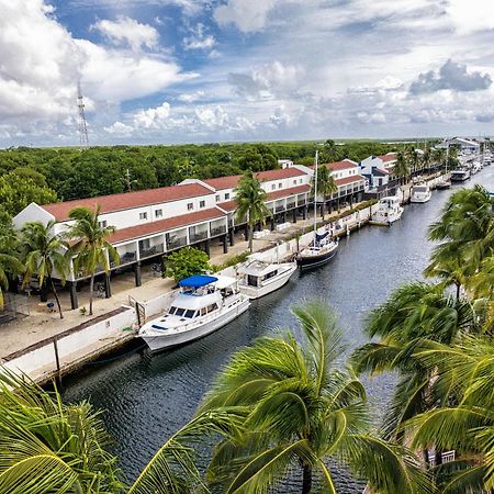 Waterside Suites And Marina Key Largo Bagian luar foto