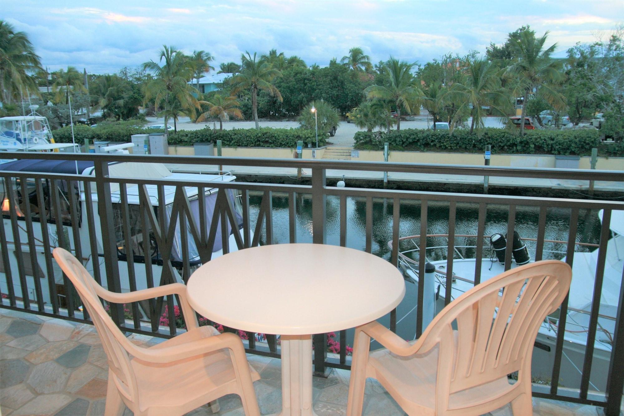 Waterside Suites And Marina Key Largo Bagian luar foto